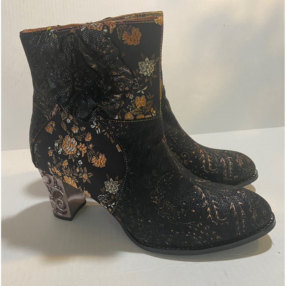 L'Artiste Spring Step Floral Embroidered Filigree Heel Ankle Boots Black Gold
